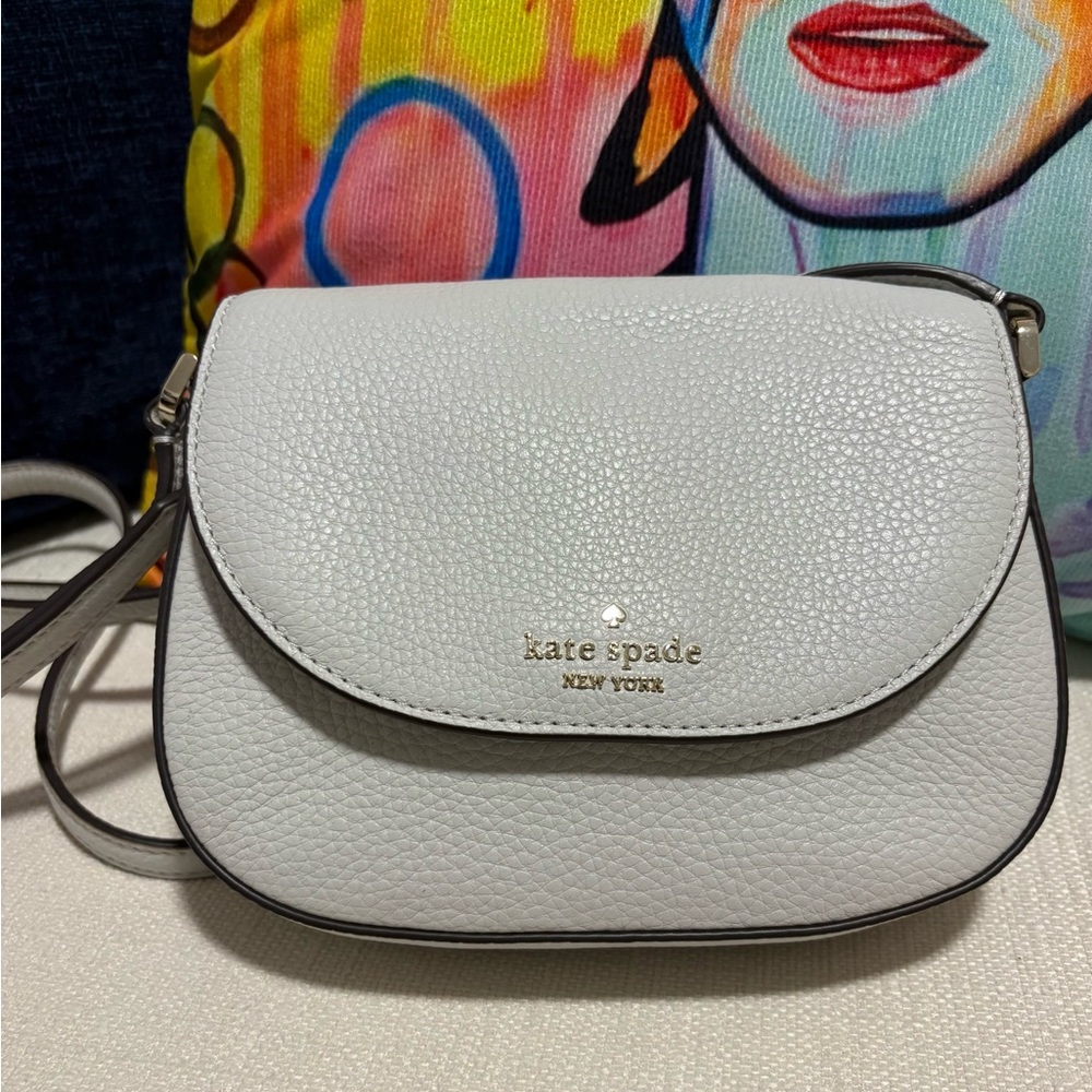 Kate Spade Light Gray Pebbled Crossbody Bag